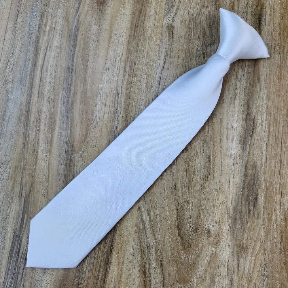 🩵Manzini Neckswear Collection White Pre-Tied Clip-on Tie Youth